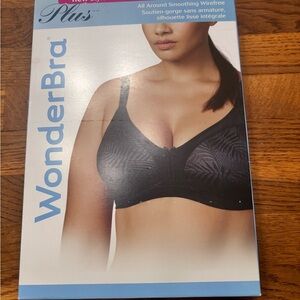 Wonderbra Plus Black Wirefree Bra